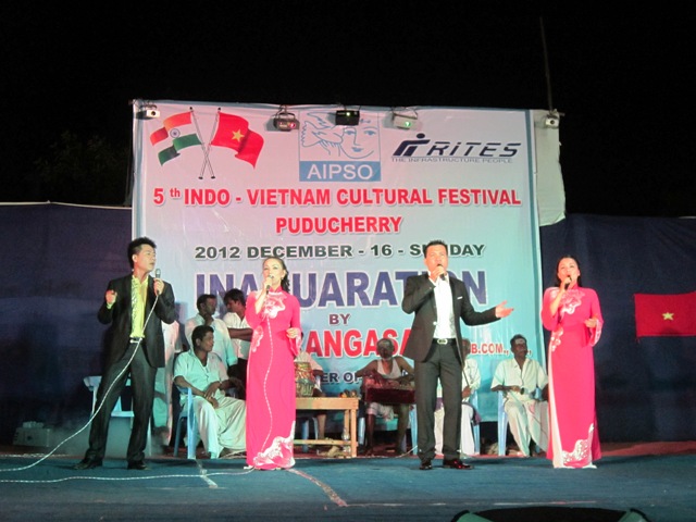 งานมหกรรมมิตรภาพประชาชนเวียดนาม-อินเดียครั้งที่ ๕ ได้เปิดขึ้นแล้ว